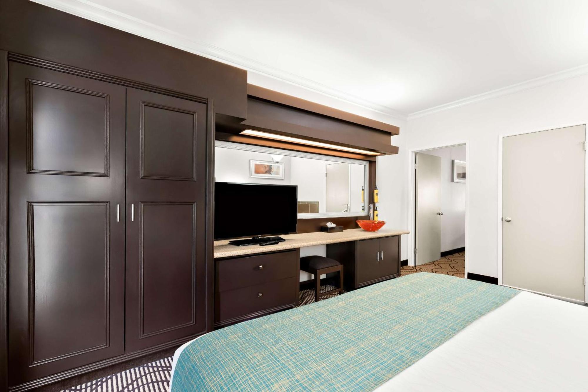 Best Western Plus Irvine Spectrum Hotel Lake Forest Exterior foto