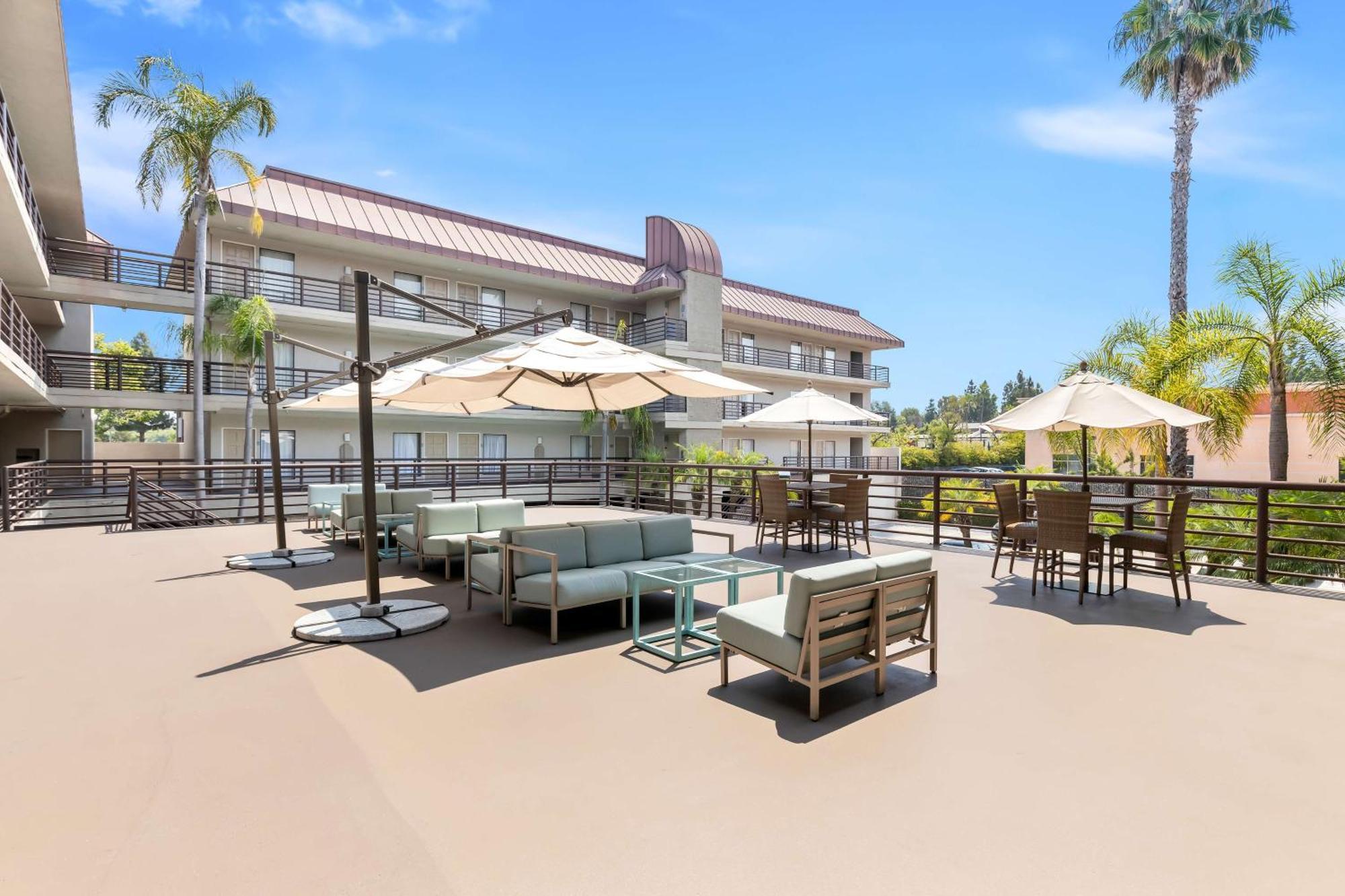 Best Western Plus Irvine Spectrum Hotel Lake Forest Exterior foto